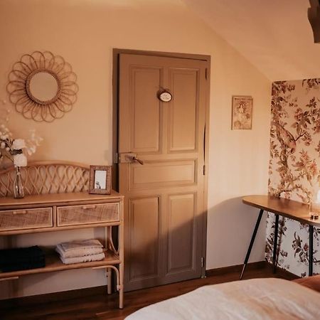 Maisonnette De Charme Les Jardins De Lou Boussac  Exterior photo