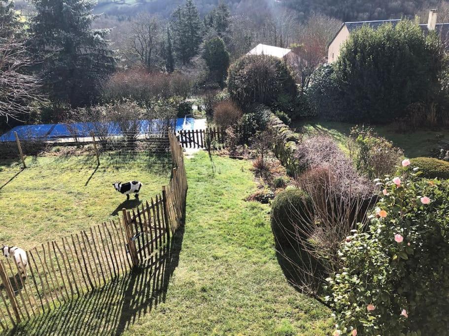 Maisonnette De Charme Les Jardins De Lou Boussac  Exterior photo
